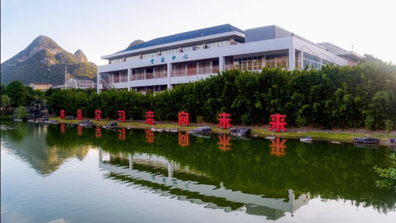 高频板与高速板：揭秘电子设计中的关键选择